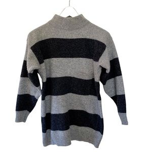 VTG Renee Tener Women’s Soft Turtleneck Sweater Grey and Black Striped Sz Medium